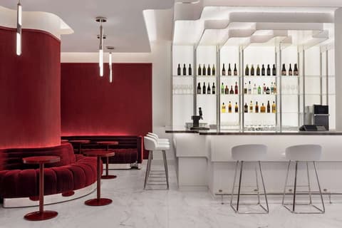 Revery Toronto Downtown, Curio Collection by Hilton, Lobby