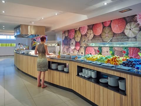 BQ Amfora Beach Hotel, 