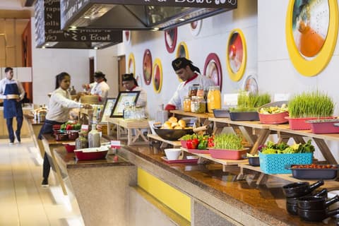 ibis Gurgaon Golf Course Road Hotel, Restaurant