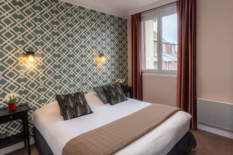 Le Grand Hôtel de l'Espérance, Room