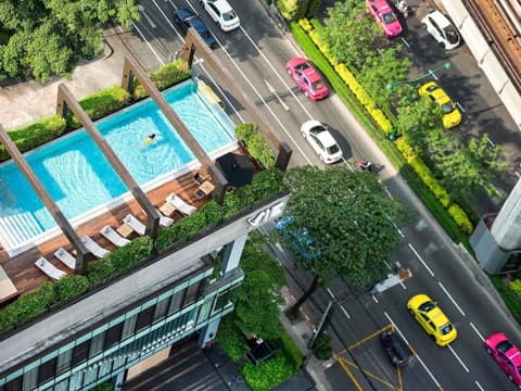 VIE Hotel Bangkok - MGallery, Pool