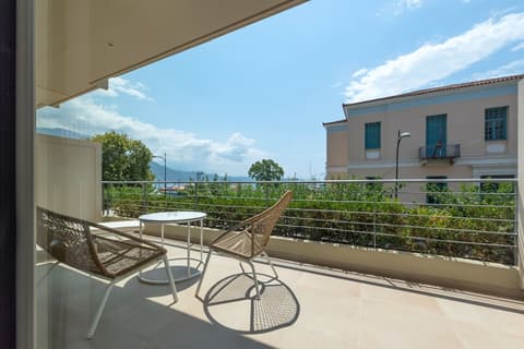 Pharae Palace Hotel, Terrace/patio