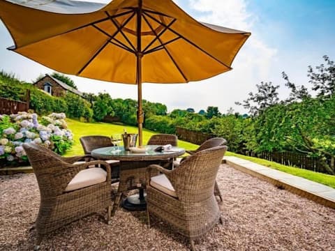 The Pheasant Inn, Balcony