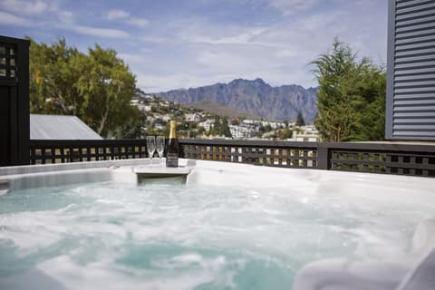 The Dairy Hotel Queenstown, A Naumi Chapter, Spa