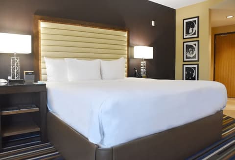 Moonrise Hotel, Room