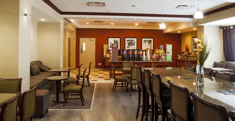 Hampton Inn by Hilton Ciudad Victoria, Breakfast area