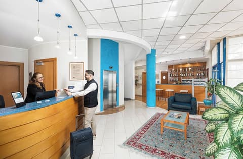 Welcome Hotel Legnano, Reception