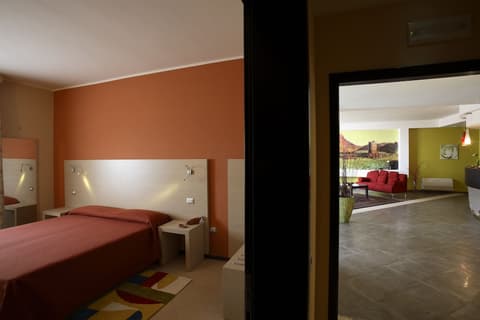 Janus Hotel, Room