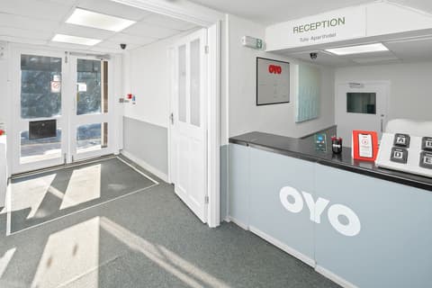 Flexistay Tulsi Aparthotel, Reception