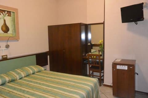 Hotel Italia, Room
