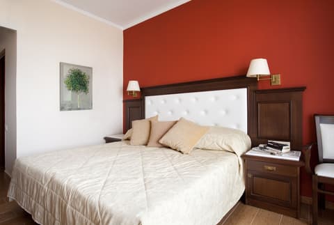 Achillion Palace, Room