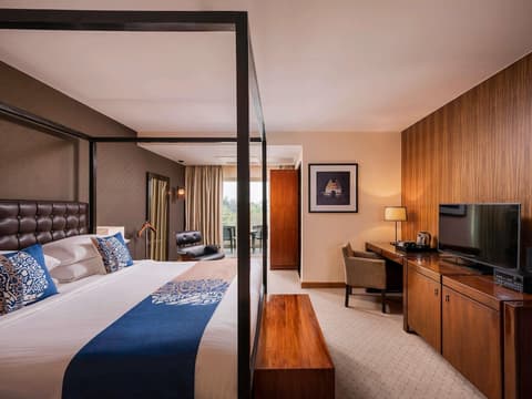 Grand Mercure Bangalore, Room