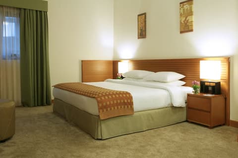 Ramada Hotel & Suites by Wyndham Ajman, Room