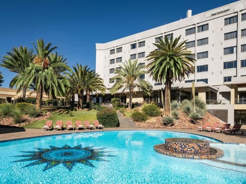 Mövenpick Hotel Windhoek, Pool