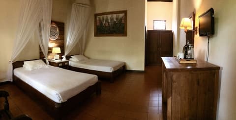 Bumi Ayu Bungalows, Room