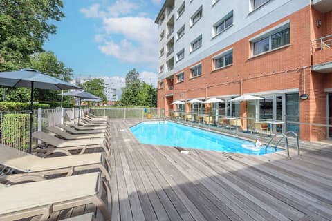 Clarion Aparthotel Toulouse Le Parc de l’Escale, Pool