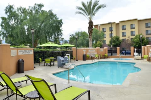 SpringHill Suites by Marriott Corona Riverside, Pool