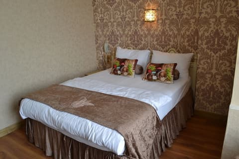 Kaftan Hotel, Room
