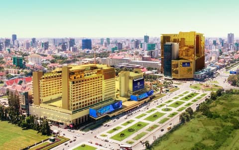 NagaWorld Hotel & Entertainment Complex, Garden