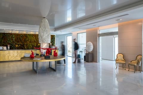 Diamond Deluxe Hotel Wellness & Spa - Adults only, Interior entrance