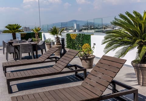 Best Western Plus Gran Hotel Centro Historico, Pool