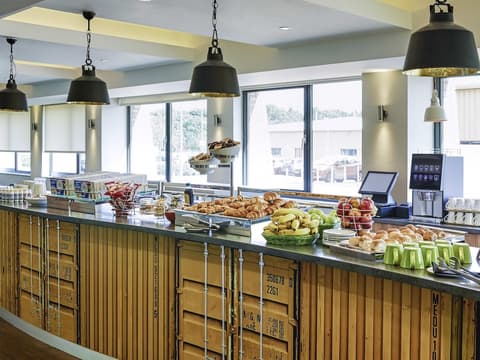 ibis Styles Birmingham NEC and Airport, Breakfast area