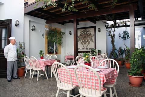 Centrum Hotel, Restaurant