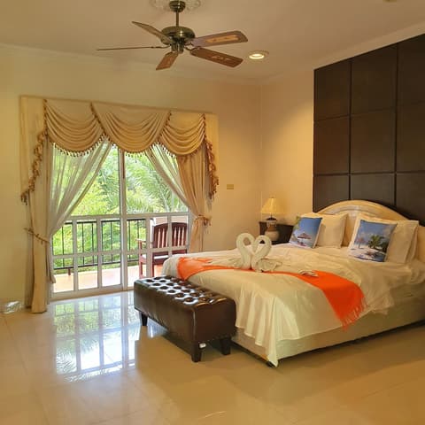Serene Sands Health Resort, Room