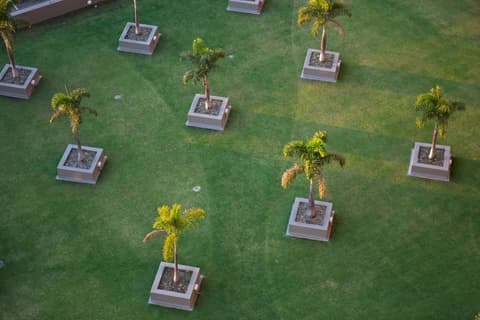 WeStay Westpoint Apartments, Property grounds