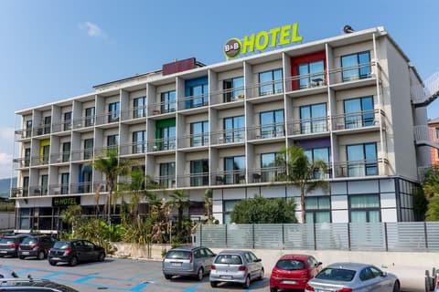 B&B Hotel Savona, Front of property