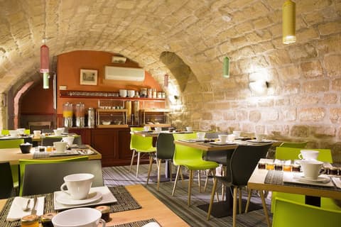 Hôtel Apollon Montparnasse, Breakfast area