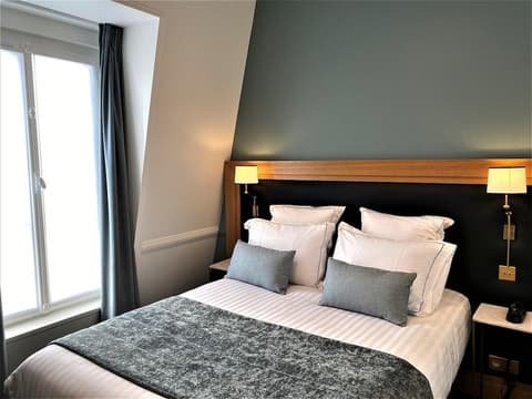 Hotel Le Cercle Tour Eiffel, Room