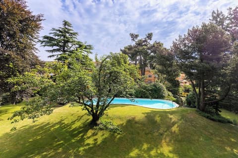 Hotel Elephant, Outdoor pool