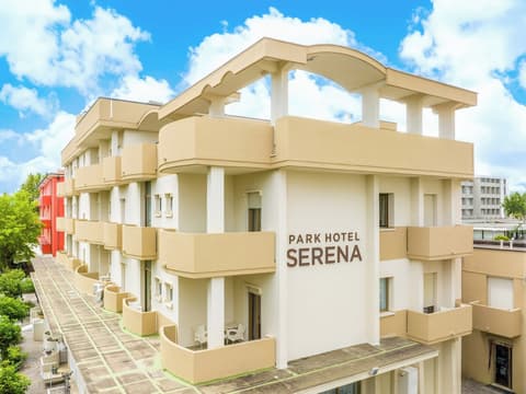 Park Hotel Serena, Exterior