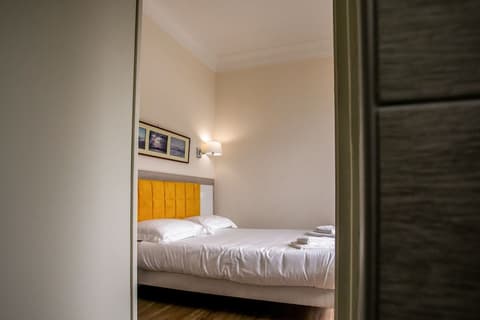 Hôtel Le Dauphin, Room