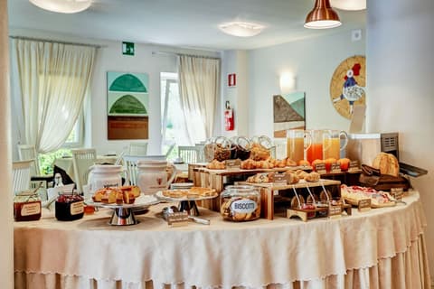 Hotel Corsignano, Breakfast buffet