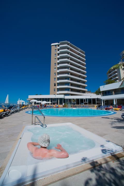 Hotel Duas Torres, Pool