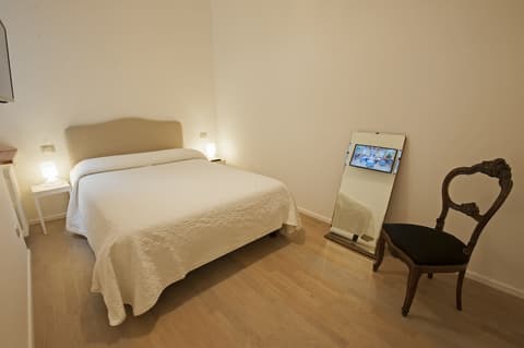 Palazzo Dalla Rosa Prati, Room