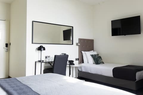 Quentin Amsterdam Hotel, Room