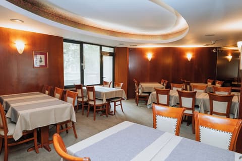 Hotel Duke Romana, Interior