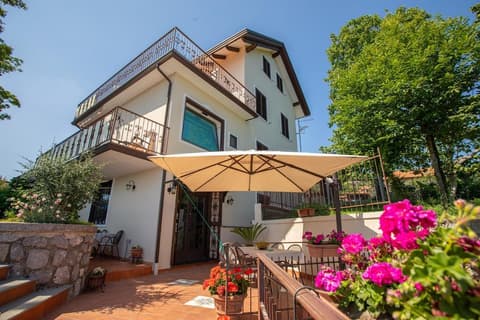 Nido degli Dei, Balcony