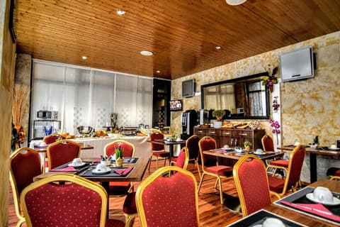Hospedium Hotel Casino del Tormes, Breakfast area