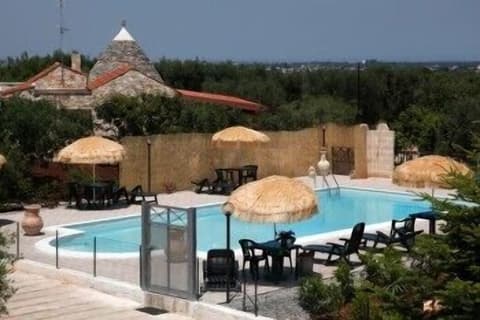 L'Isola Felice, Outdoor pool