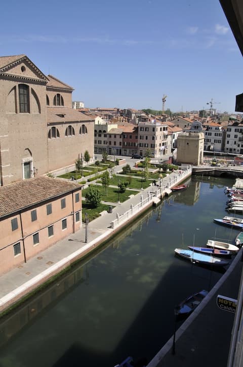 HOTEL VENCA', Exterior