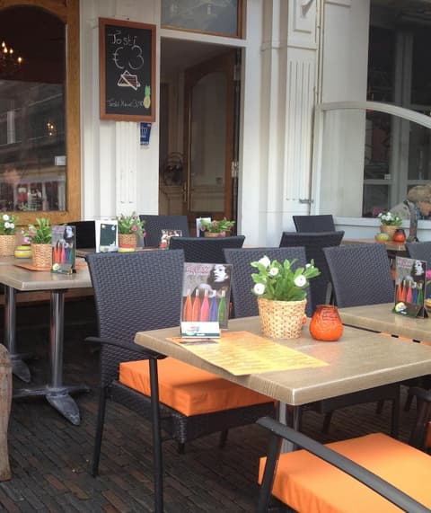 Amadeus Hotel, Restaurant