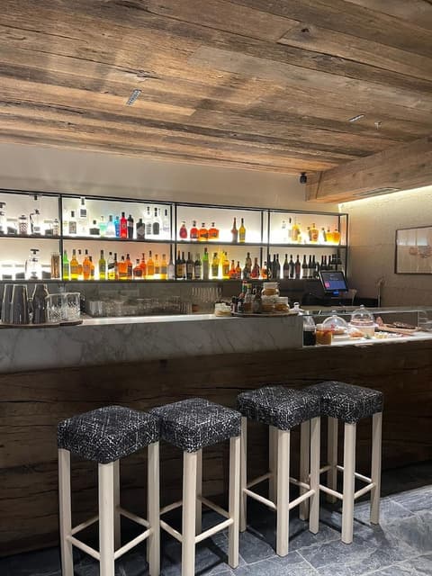 HOTEL de LEN, Bar (on property)