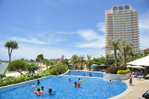 The Beach Tower Okinawa, Exterior