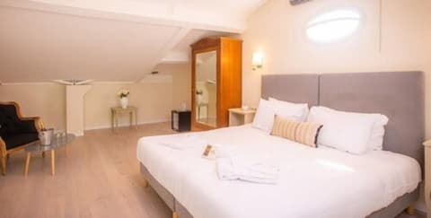 Hotel Les Armoiries, Room