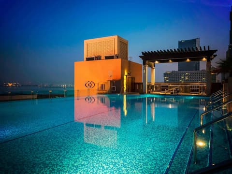 Sofitel Dubai Jumeirah Beach, Pool