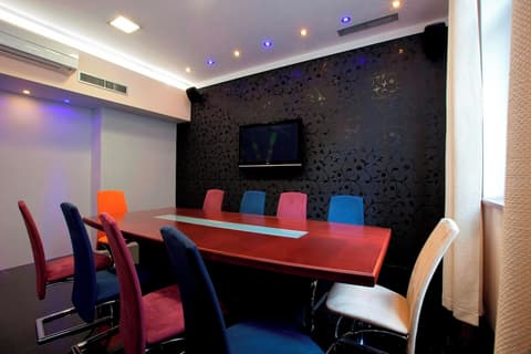 Hotel Relax Inn, Meeting facility